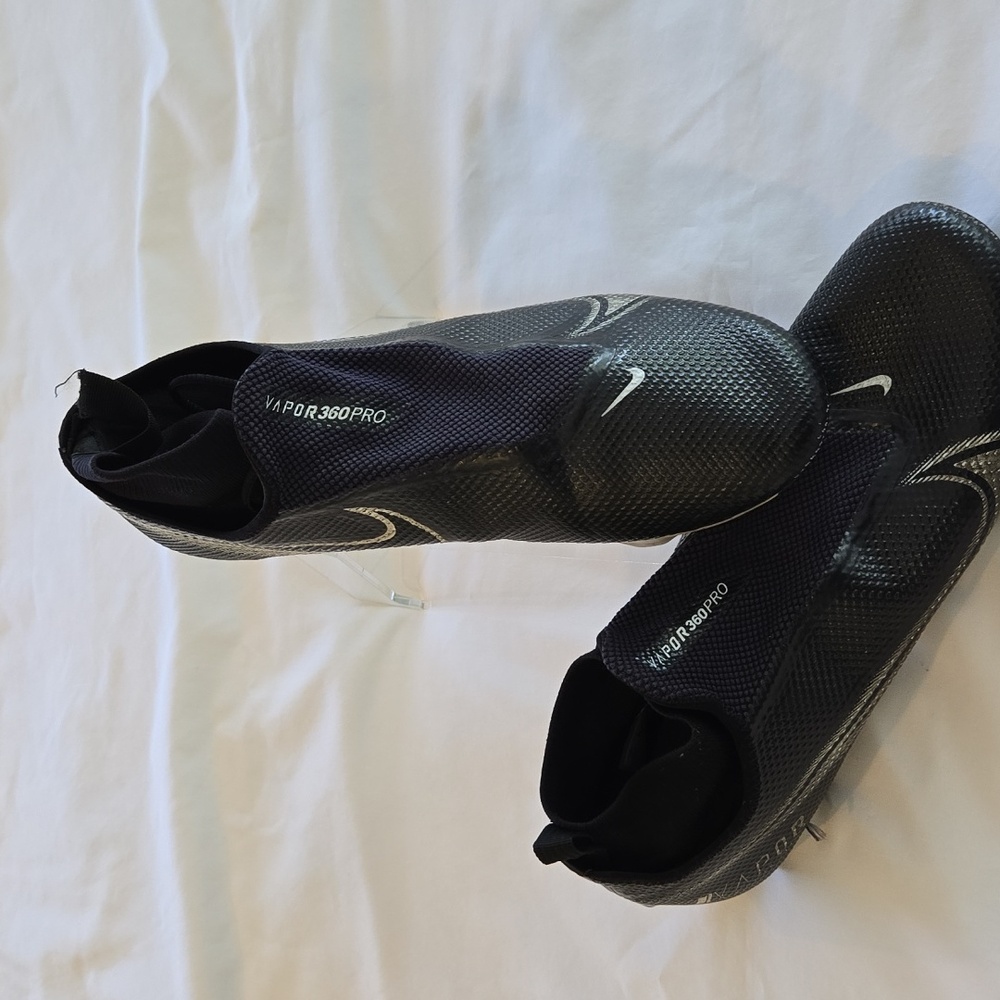 Nike Vapor 360 Pro Black Football Cleats, Sz 11.5